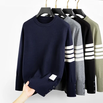 Высококачественный брендовый свитер с круглым вырезом для мужчин осень и зима 2023 новый классический тренд с четырьмя полосками подол разрез корейский повседневный пуловер