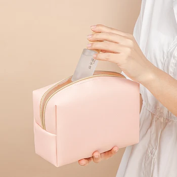 Кроссбоди 2024 Высококачественная новая дизайнерская классическая сумка Роскошная подмышечная модная женская кожаная сумка Product Ba _DG-151521802_